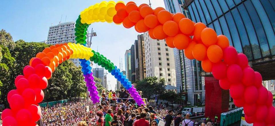 Resultado de imagem para SÃ£o Paulo se consagra como a maior manifestaÃ§Ã£o do orgulho gay do mundo